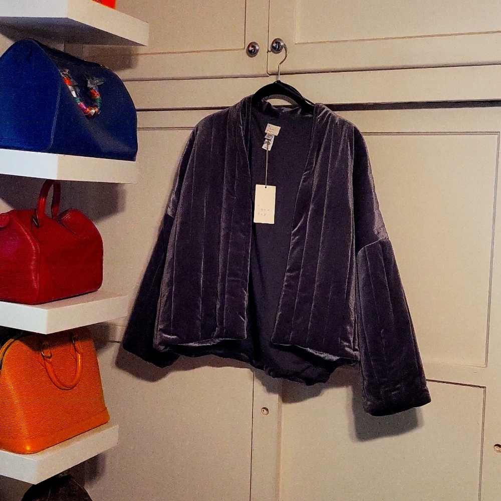 Short jacket